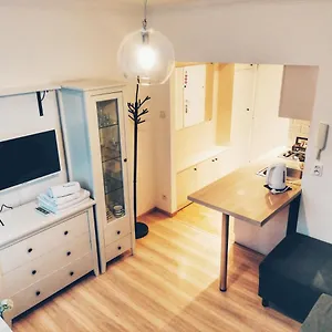 studio-przy-lesie-w-sopocie.sopothotels.com/
